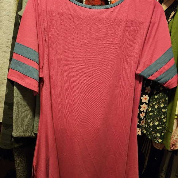 Lularoe Perfect T Size M EUC - Picture 4 of 4